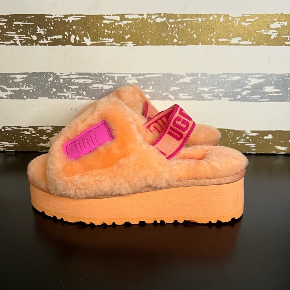 UGG “Disco Slide”